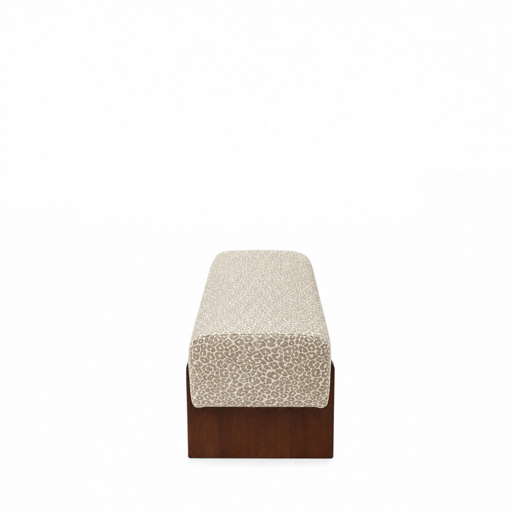 sally-banco-de-tela-estampada-de-leopardo-y-madera__Beige