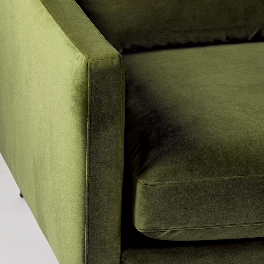 villabon-sofa-de-3-plazas-en-terciopelo-con-patas-torneadas__Verde oliva