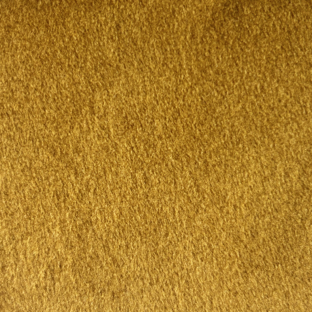 villabon-sofa-de-4-plazas-en-terciopelo-con-patas-torneadas__Amarillo mostaza