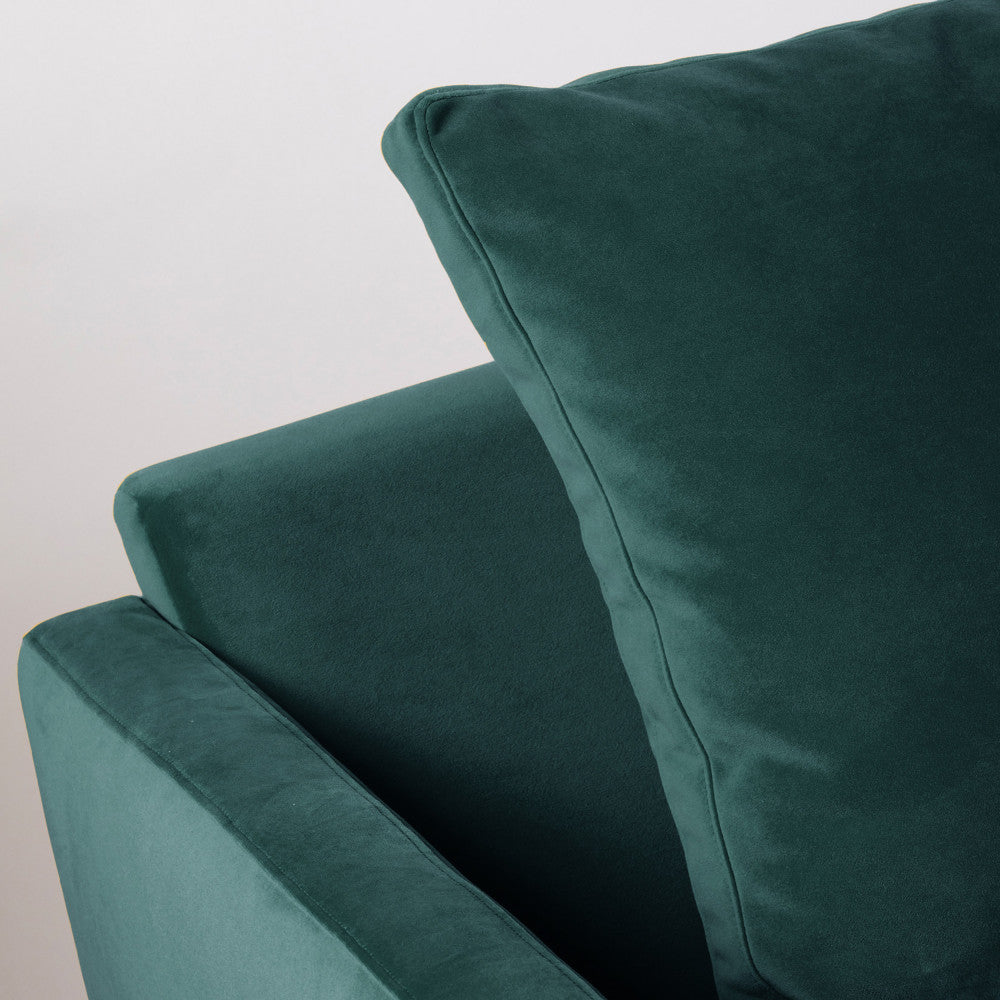 villabon-sofa-de-4-plazas-en-terciopelo-con-patas-torneadas__Verde eucalipto