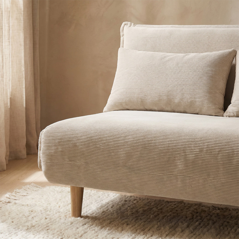 nella-sofa-cama-de-2-plazas-de-pana-con-patas-de-madera-clara__Beige