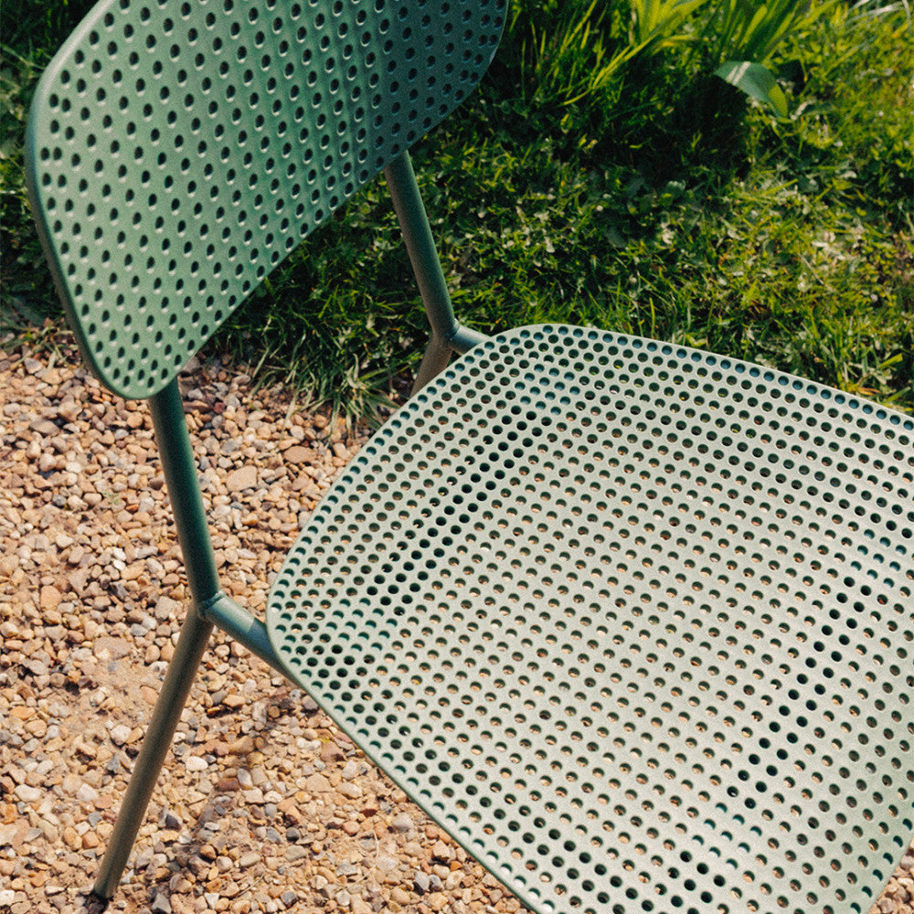 orka-conjunto-de-mesa-y-4-sillas-de-metal__Verde