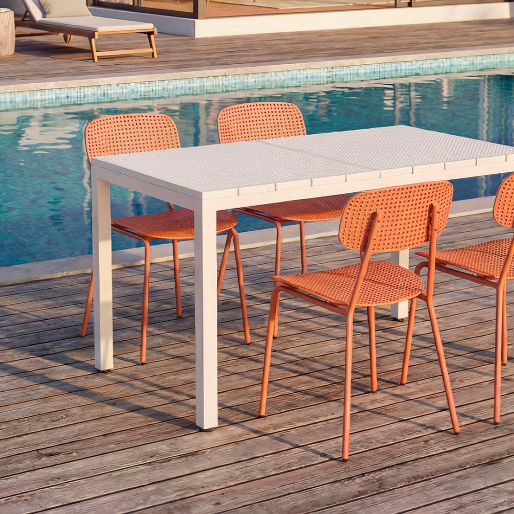 orka-conjunto-de-mesa-y-4-sillas-de-metal__Terracota