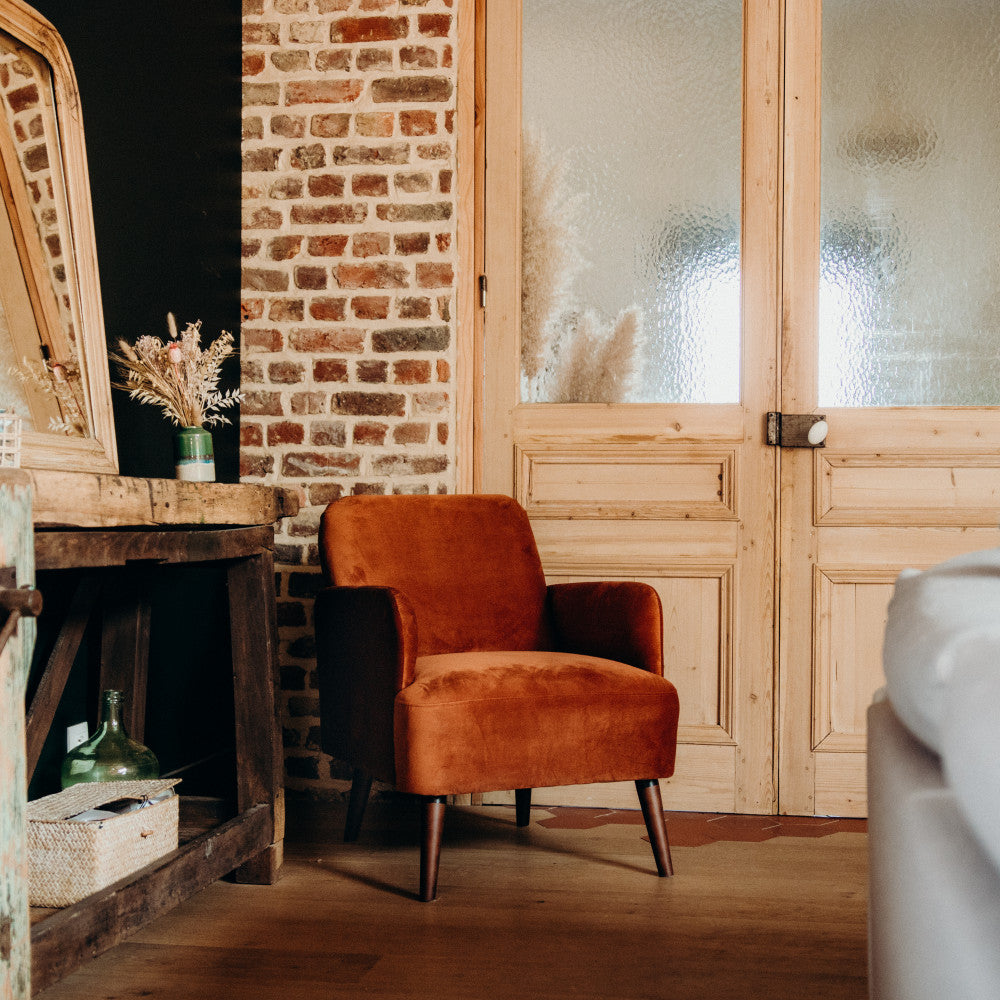 brooks-sillon-retro-de-terciopelo-con-patas-de-madera-oscura__Óxido