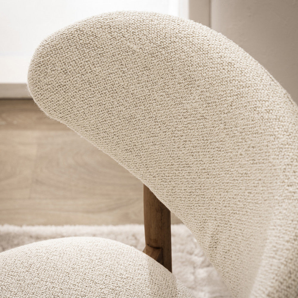 clara-lote-de-2-sillas-de-tela-boucle-con-patas-de-madera-oscura__Beige
