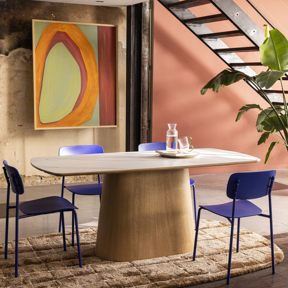 reno-mesa-de-comedor-para-8-personas-con-efecto-marmol-y-madera__Madera clara