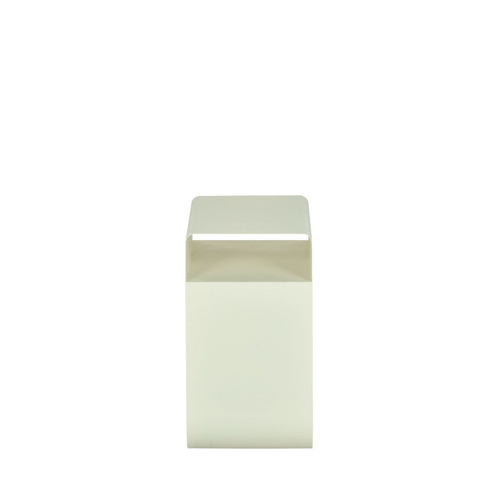 curl-mesa-auxiliar-de-metal-h48-cm__Beige