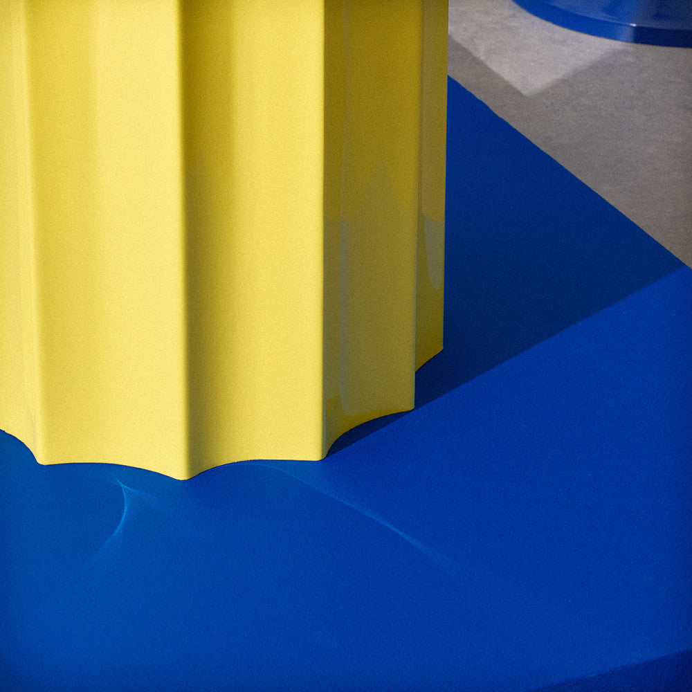 neon-mesa-auxiliar-redonda-de-aluminio-o33-5cm__Amarillo
